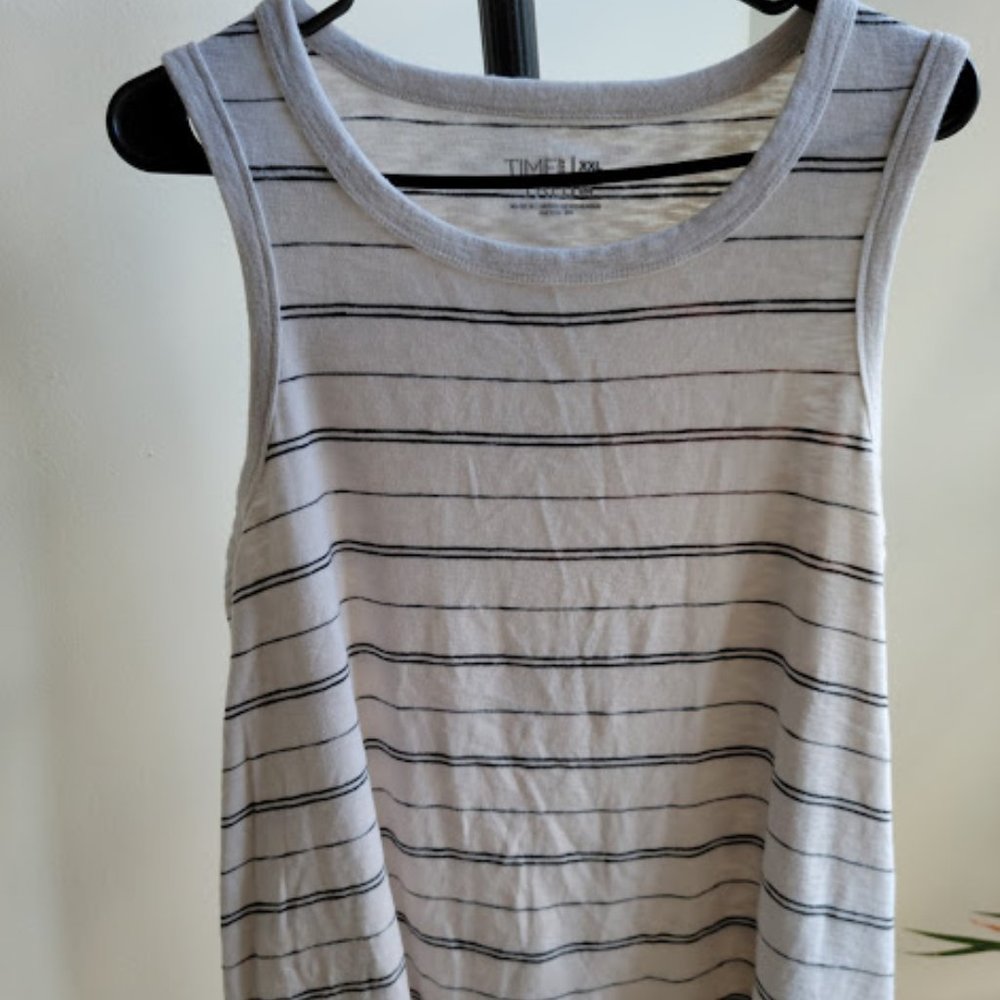 Time & Tru Tie front tank top Grey black